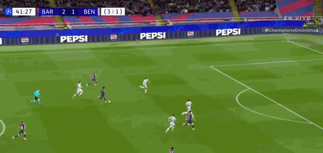 1741725326546013445.gif 3-1拉菲.gif